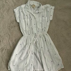 Japna, Size extra small, White with blue polka dots.